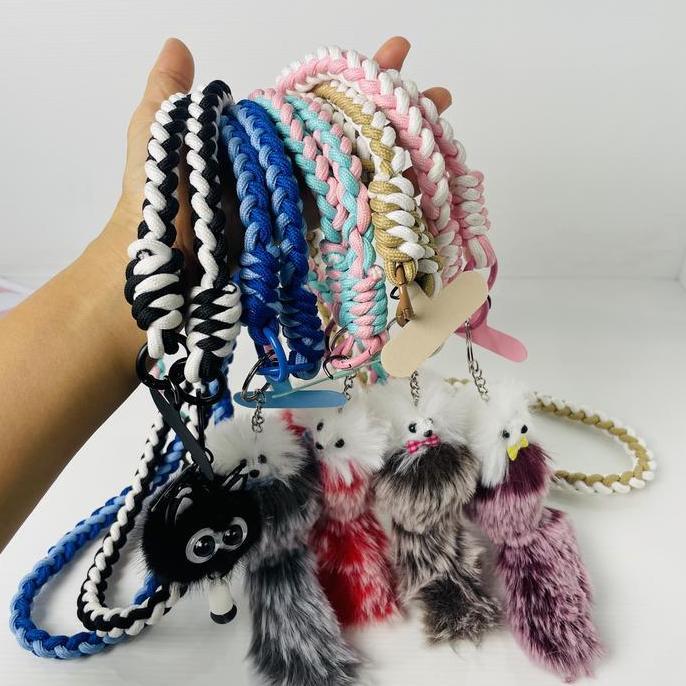 Gantungan Kunci Lanyard Tali Kepang Handmade Boneka Bulu Ekor Panjang Karakter Kucing Lucu - Tali HP
