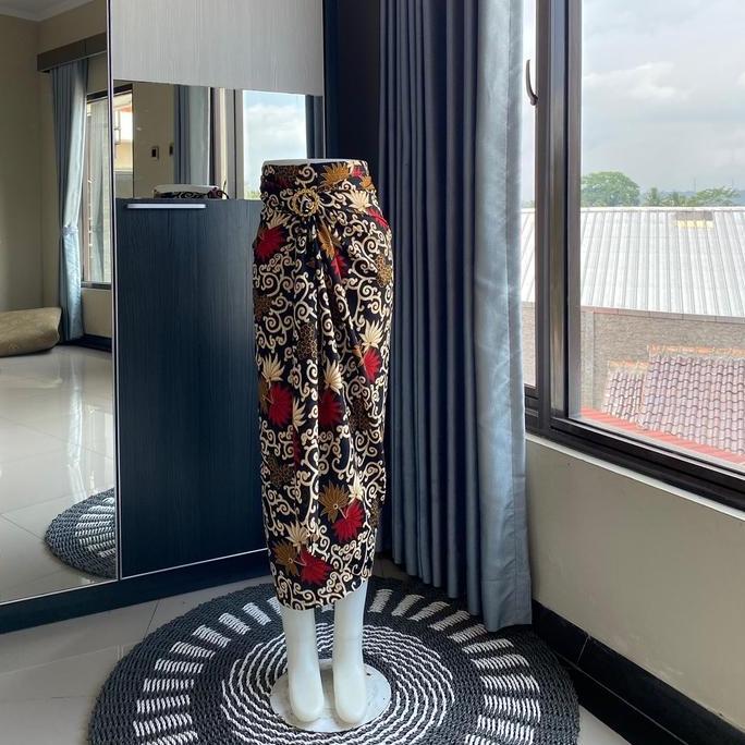 HARGA PRODUK Rok Lilit Motif Batik Bunga | bawahan Batik wisuda |  Santai | khas Bali | Bawahan Keba