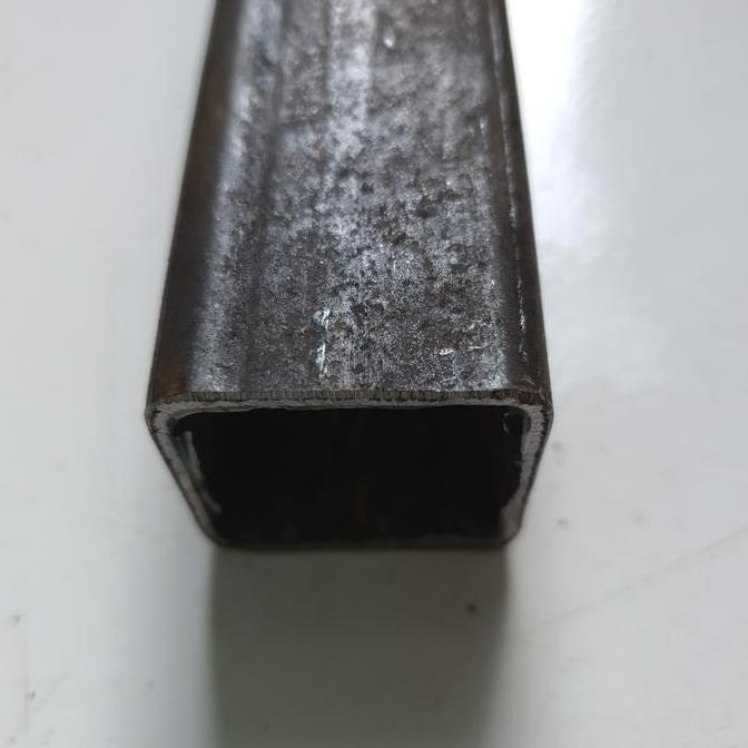 Besi Holo 4 x 4 cm tebal 2mm Panjang Custom
