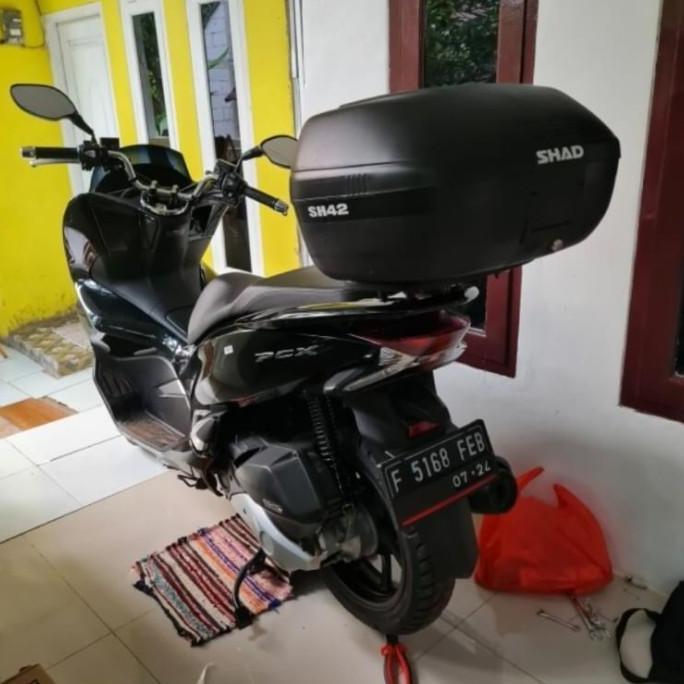 BOX TOP BOX MOTOR PCX-160 / PCX-150 SHAD-42 PAKETAN TINGGAL PASANG TERBARU 2024