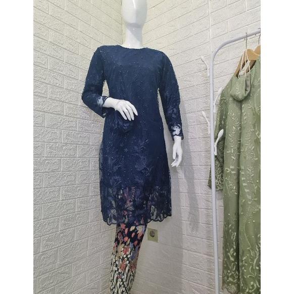 sale Tunik Novie / Kebaya Tunik / Kebaya Brukat / Kebaya Wisuda / Kebaya / Kebaya Modern / Tunik