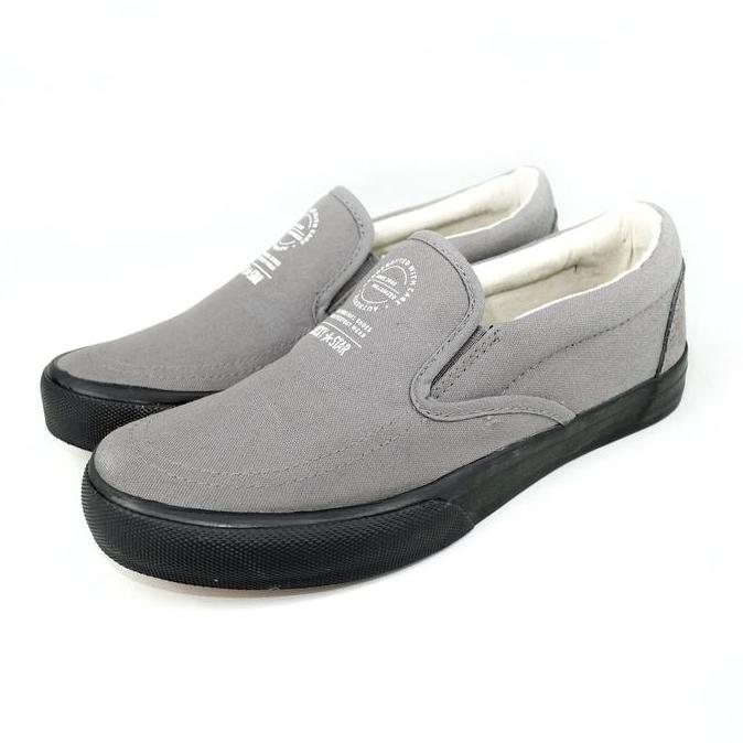 Sepatu Kanvas - Lucky Star Slip On Grey/Black - Sneakers