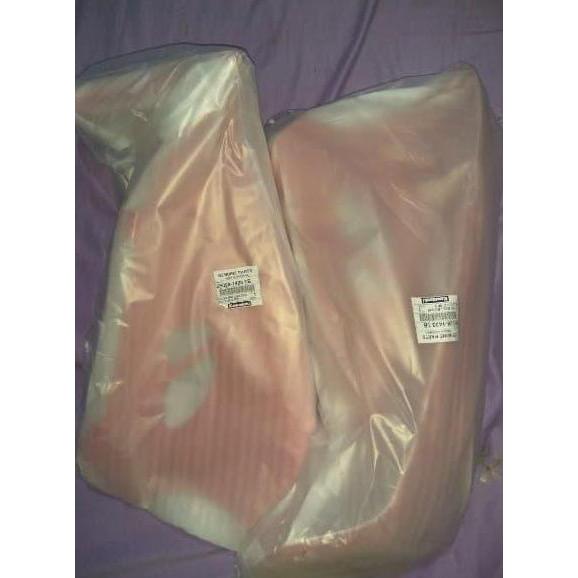 sayap luar atau cowling leg shield warna merah kawasaki blitz R atau