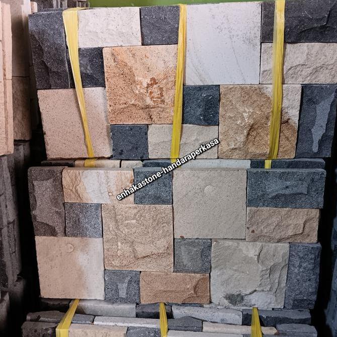 batu alam Mozaik andesit palem 20x40 cm dinding