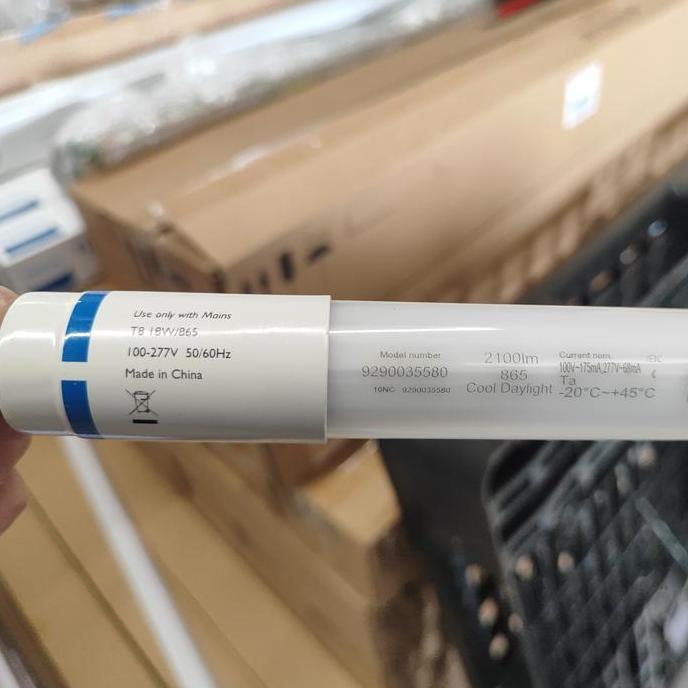 PHILIPS MASTER LEDTUBE 18W LED 1200mm 865/ 2100Lumens-Tl led 18w 865