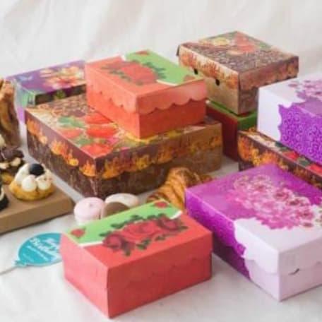 [100Pc] Box R10K Kotak Makan 20X20X7 Kardus Lunch Box Kemasan Makanan Terlaris