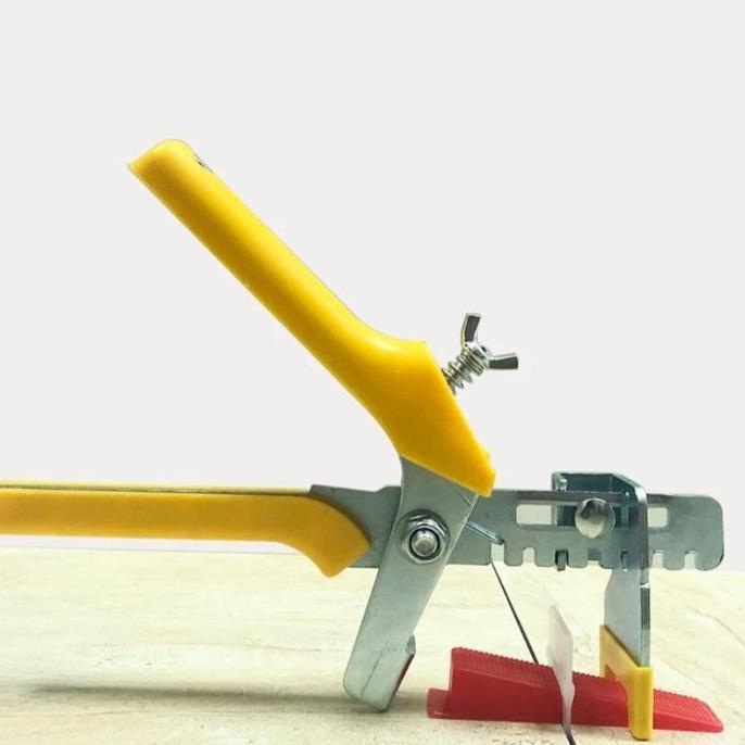 Tang Tile Leveling Keramik