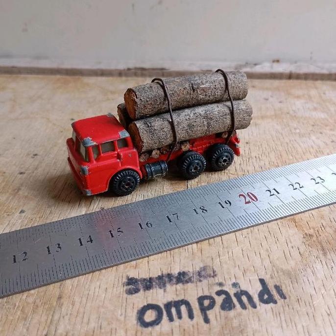 DIECAST YATMING CUSTOM TRUCK BAWA KAYU CS99