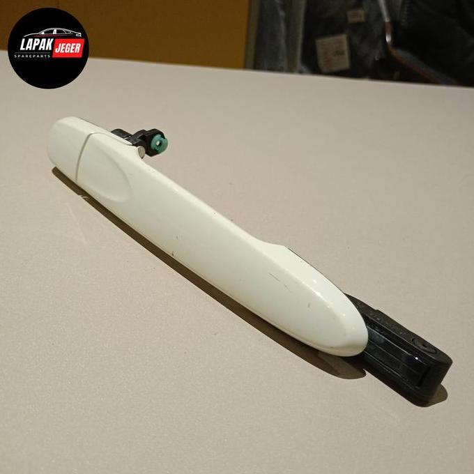 handle gagang pintu luar grand Avanza 2012 2013 2015 2018 2020 bekas