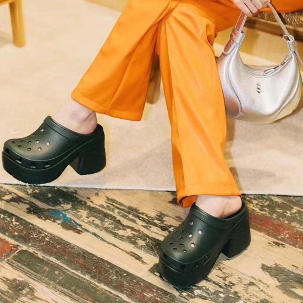 NEW DEALS Sandal Crocs Siren Clog Wanita Sandal Wedges Wanita nyaman Clog tinggi 10 cm