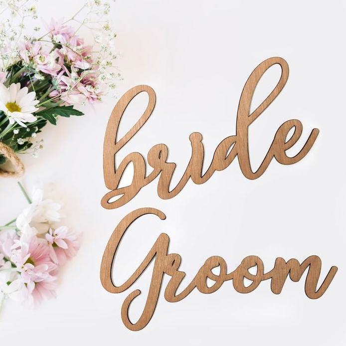 BRIDE & GROOM WEDDING CHAIR SIGN / KAYU