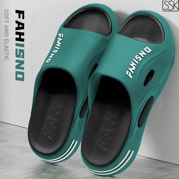 SSK Sandal Pria Keren Nyaman Slop Karet Jelly Anti-Slip Sandal Pria Baru 2026 Sandal Cowok Kekinian 