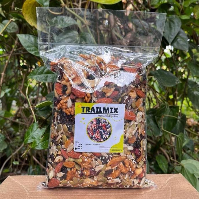 Trail Mix (Nut Mix Dried Fruit) 1Kg
