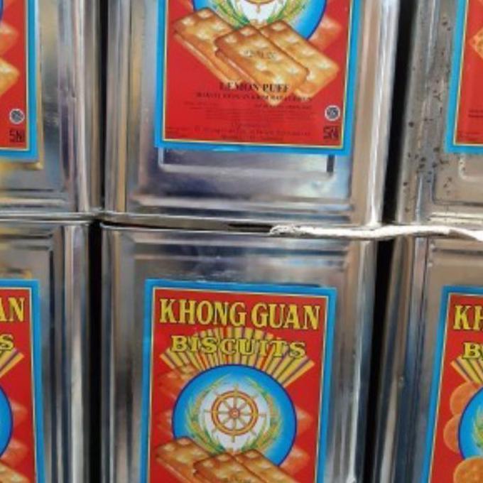 Biskuit Khong Guan Lemon Puff Kaleng Khongguan