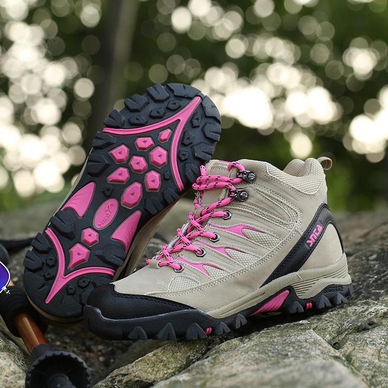 HEMAT SEPATU WANITA HIKING/GUNUNG OUTDOOR SNTA 605 BEIGE SNTA 613 BEIGE SNTA 615 BEIGE SNTA 611 ORIG