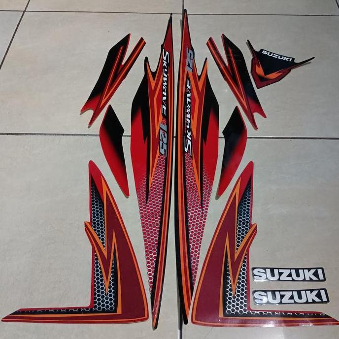 stiker striping suzuki skywave 125 2008 hitam merah lis body standar berkualitas original