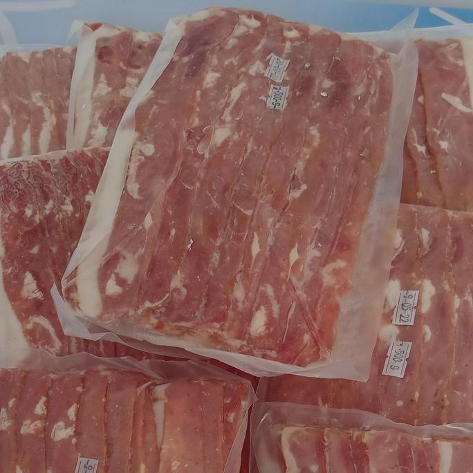 BACON BABI (Pork Bacon/ Daging Babi Asap) - FROZEN FOOD