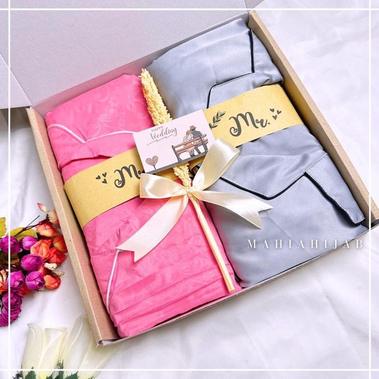 BEST DEALS Kado Pernikahan Piyama JUMBO / Gift Set Box Piyama Couple Pasangan / Kado Souvenir Weddin