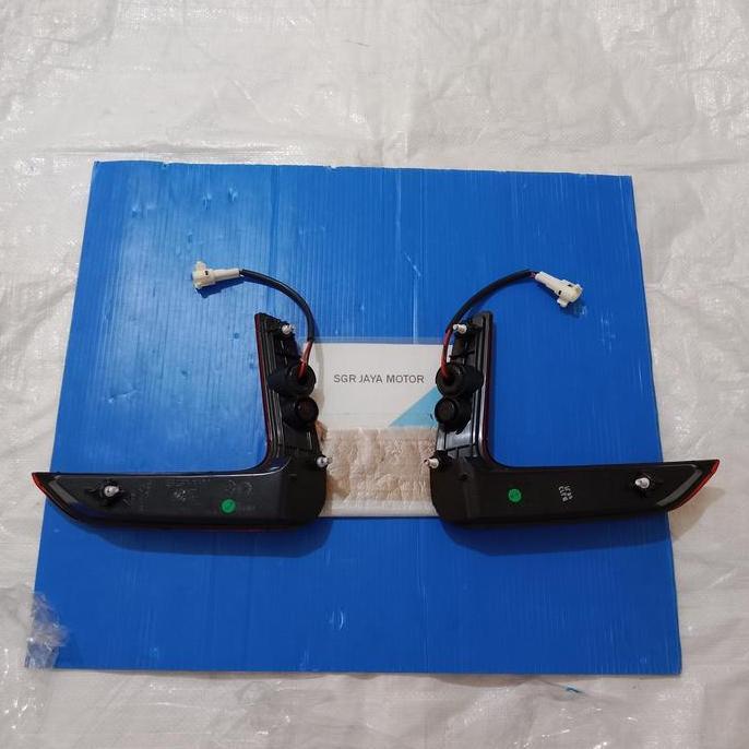Lampu Reflektor Belakang Mobil Wuling Confero S Facelift 2 Orinal