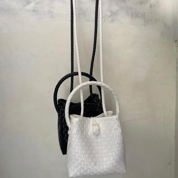 Shebag- Majid Tas Handmade Tas Selempang Nita Box Kecil