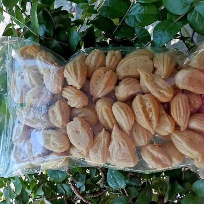 Sus kering tanpa isi cemilan gurih oleh oleh khas solo soes pastry Alqshop