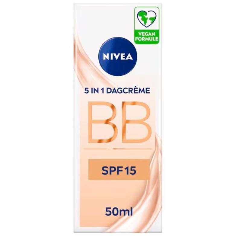 NIVEA ESSENTIALS Meratakan Kulit 5-IN-1 BB CREAM LIGHT SPF15 DAGCRME Natherland