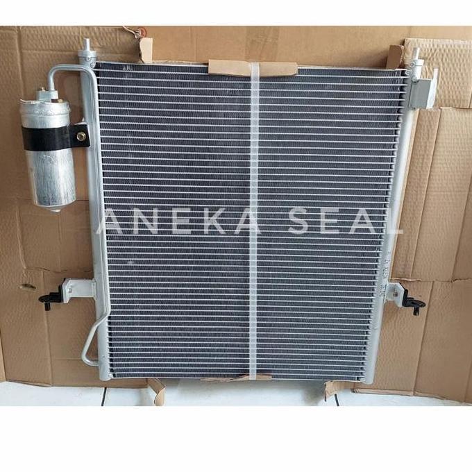 Condensor Kondensor AC Mobil Triton / Strada