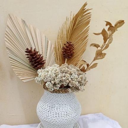 Paket Bunga Kering+Pot Guci Mendong Untuk Meja/Daun Palem Kering+Pinus Kering+Ruskus+Sikas+Edelweis/