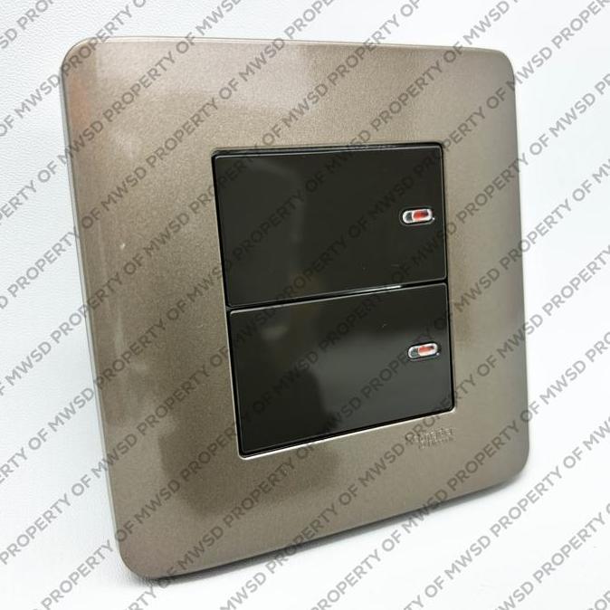 SCHNEIDER Saklar ganda tipe zencelo cuci gudang
