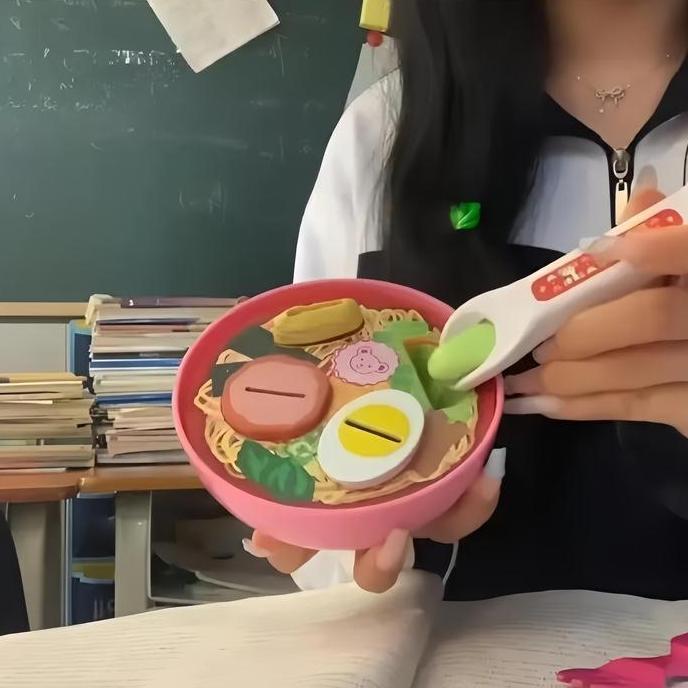 Mainan Piring Makan Boneka Mell Chan Ramen Set Baby Alive Doll Plate Aksesori Mell Chan Mainan Anak 