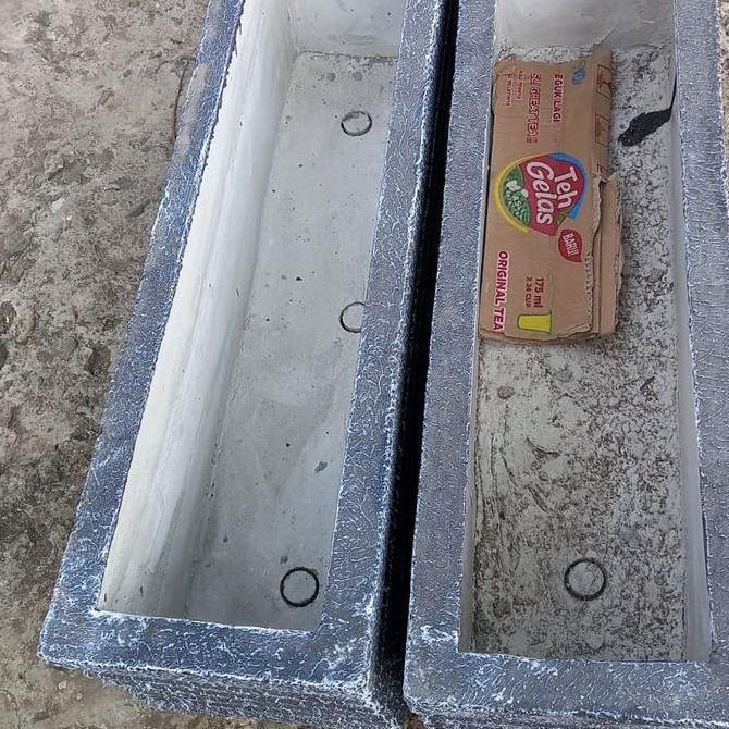 pot semen panjang minimalis P.1m.L 30cm.T.30cm,pot tanaman panjang semen JS