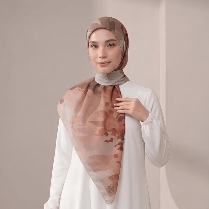 Zoya Aliza Print Scarf Kerudung Hijab Segiempat Motif Premium Ukuran 115x115 cm FAP 50 Stitching Box