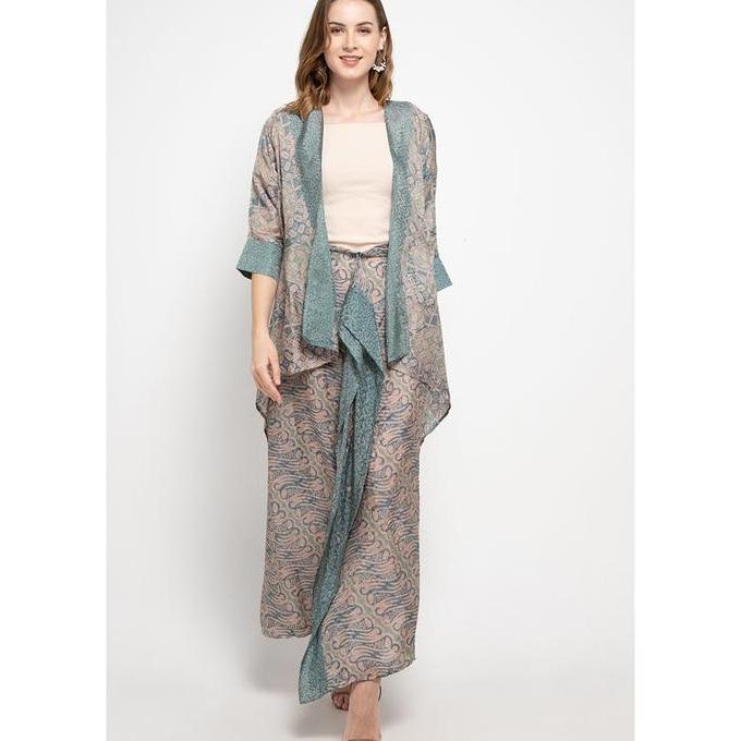 Nayara Muslim Batik Set Indira / Baju Kondangan / Pesta / kaftan set / Batik Viscose / Setelan Batik