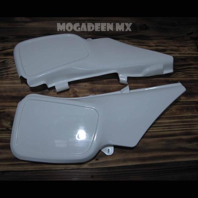 Cover Side Dek Samping Suzuki TS125 TS 125