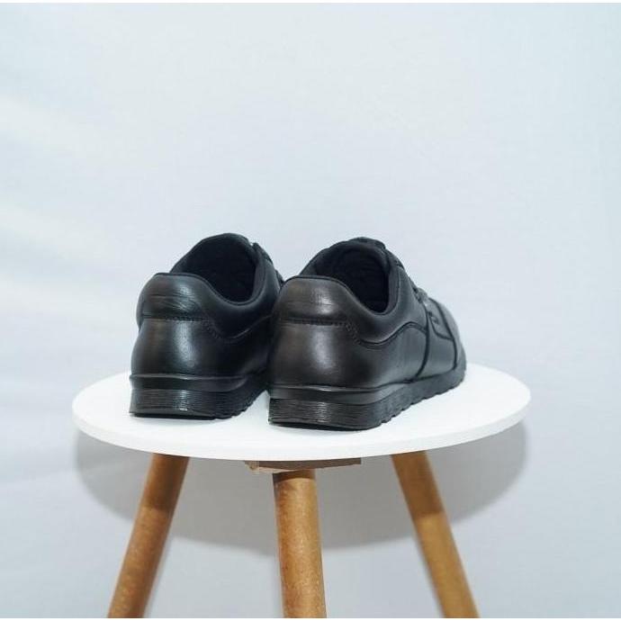 sepatu pdh casual tali putar sepatu kulit asli merk ciarmy