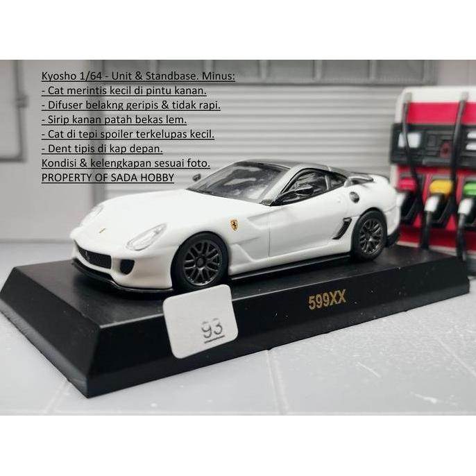 KYOSHO 1/64 FERRARI 599XX PUTIH UNIT & STANDBASE MIX99