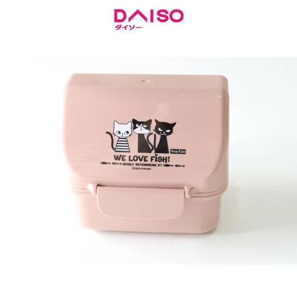 Daiso Onigiri Lunch Box (Stray Cats)