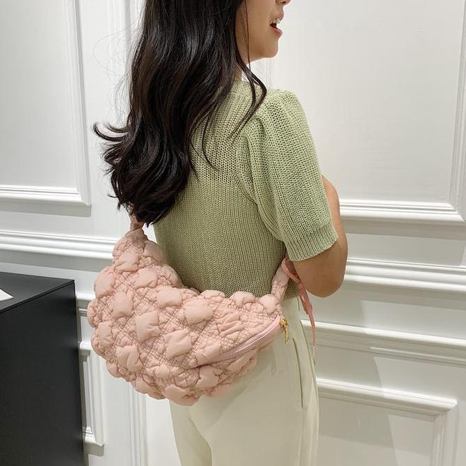 Juinju- Carlyn Bag Embos Ada Logo Carlyn Cozy Bag Puffy Sling Bag Nita Import Bangkok Sb017