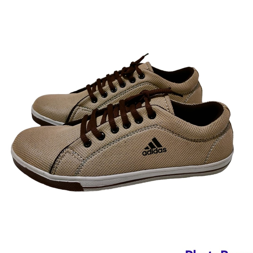 Sepatu Snekers Pria dan wanita JNC CR 7