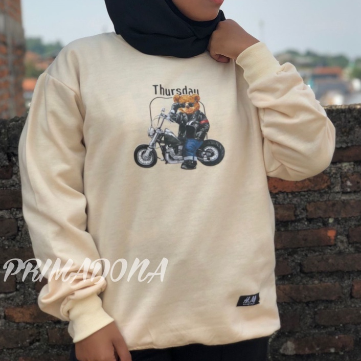 Crewneck sweater wanita pria bahan flece motif beruang keknian L XL XXL