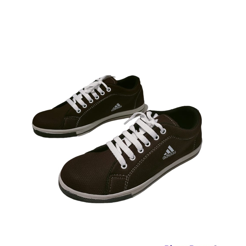 Sepatu Snekers Pria dan wanita JNC CR 7