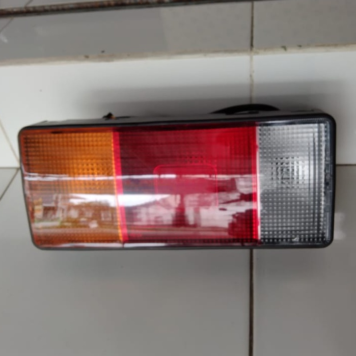 STOP LAMP/LAMPU BELAKANG MITSUBISHI PS135/CANTER