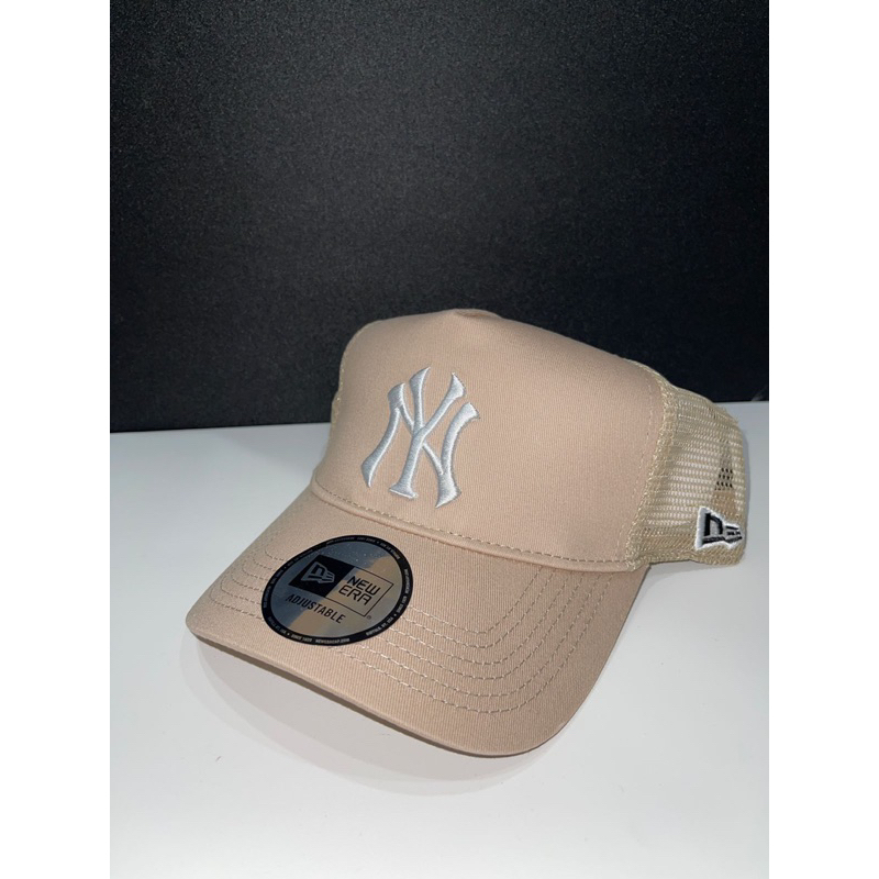TOPI MLB NY KREM LOGO PUTIH JARING