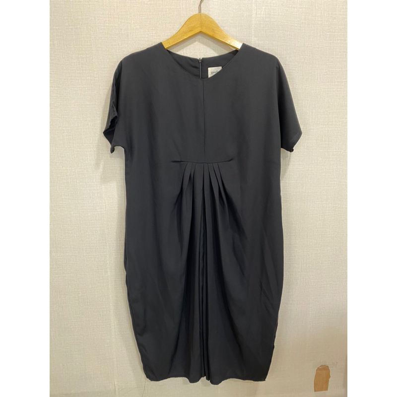 Second preloved Dress Hitam Gaudy
