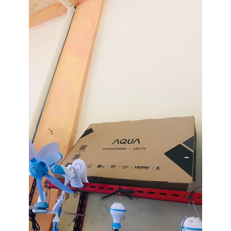 TV LED AQUA miracast (bisa conect hp ke tv) 32"
