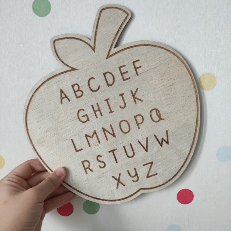 dekorasi dinding anak / dekorasi kamar anak / papan alfabet / papan huruf anak / papan alphabet / pa