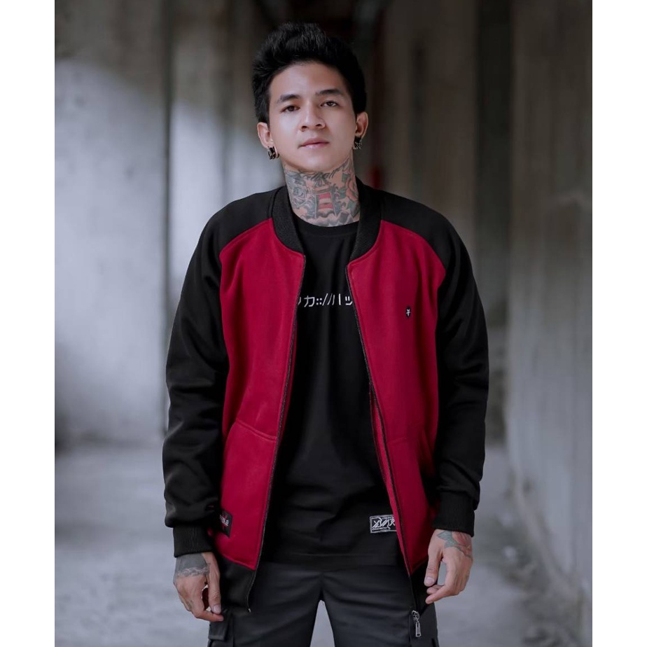 Jaket Sweater Polos Model Reglan Bomber Baseball Varsity size L-XL Pria-Wanita ( Unisex )