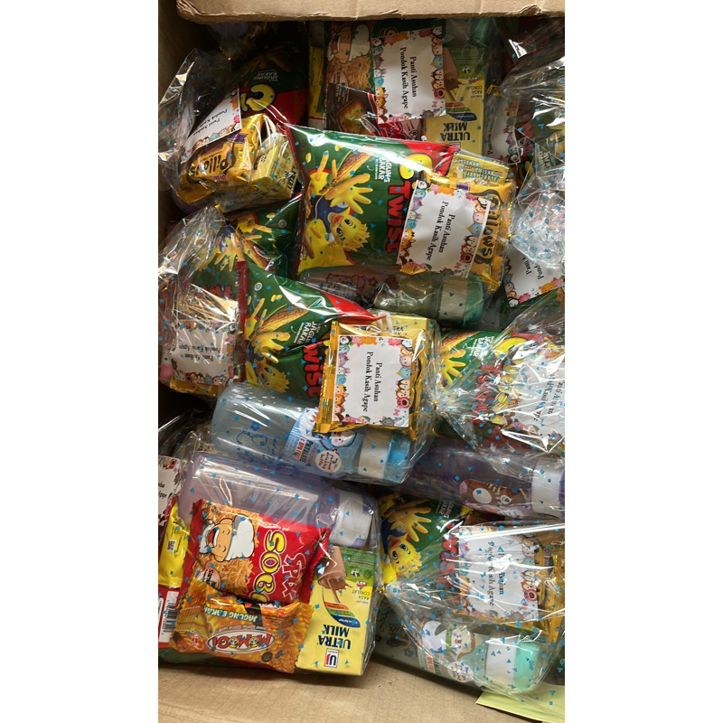 

(FREE UCAPAN) Bingkisan Paket Takuma 350 ml pita kawat/snack susu ultra