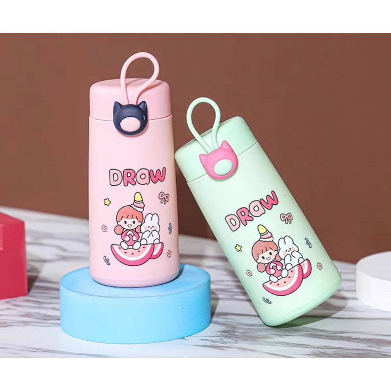 BOTOL MINUM KACA KARAKTER DRAW - BOTOL MINUM KACA UNIK ADA GANTUNGAN - TEMPAT MINUM BONEKA LUCU - SOUVENIR BOTOL MINUM