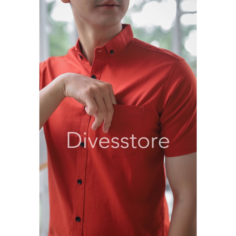 Kemeja pria cowok polos slimfit kasual basic HeM lengan Pendek merah bata